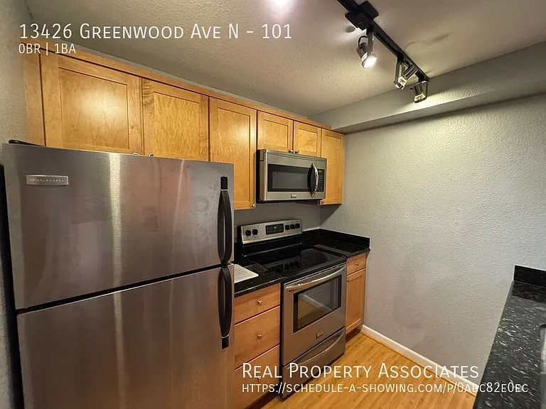 13426 Greenwood Ave N #101 — Photo 5