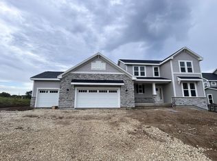 250 Bayberry LANE, Grafton, WI 53024