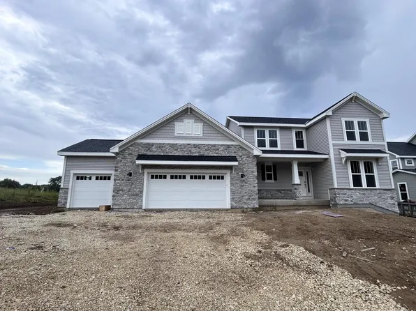 250 Bayberry LANE, Grafton, WI 53024