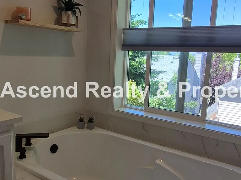 4197 NW 126th Ave — Photo 34