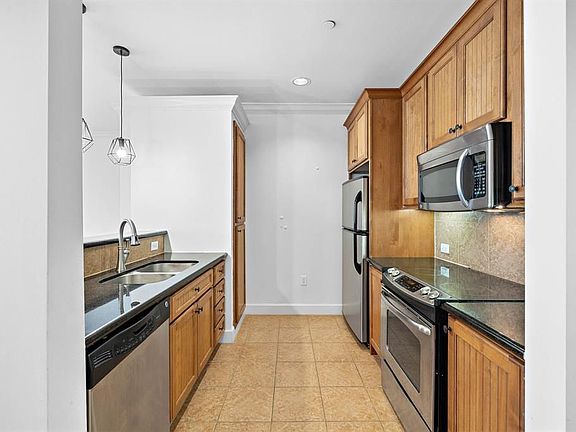 2nd image of 2203 Dorrington St APT 303