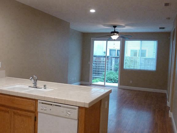 kitchen/family room