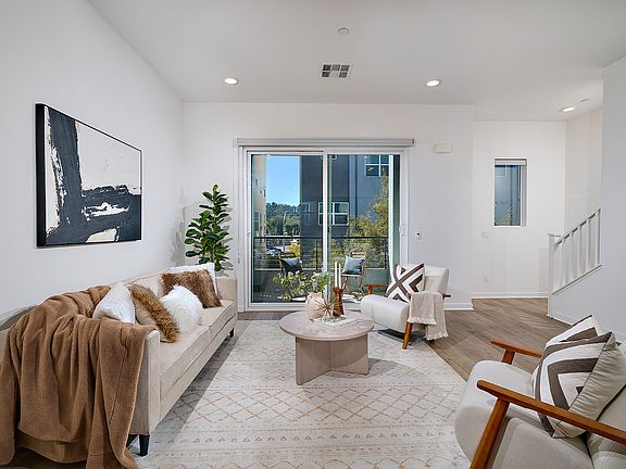 4th image of 10461 Harlow Cir #23