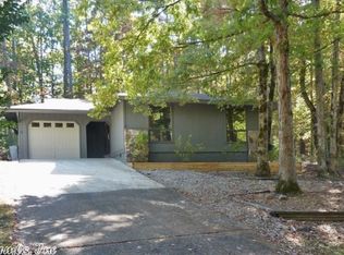 3 Carballo Ln, Hot Springs, AR 71909