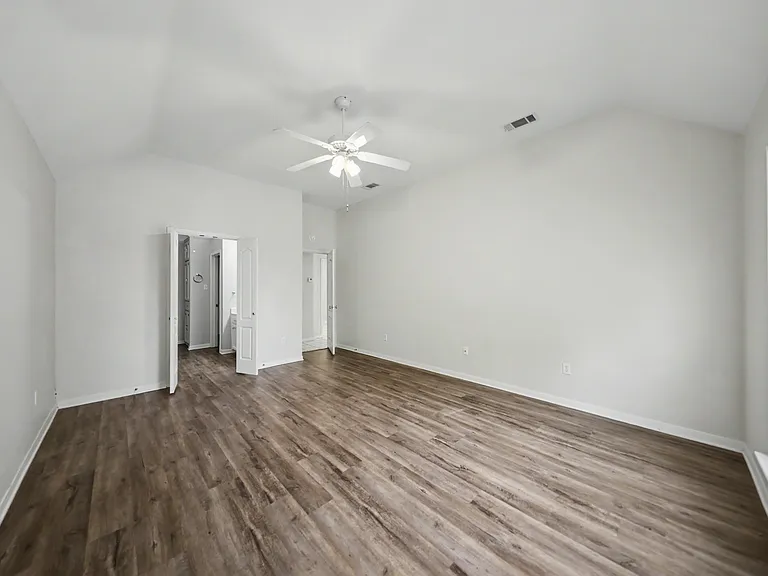 2412 Wilshire Dr — Photo 18