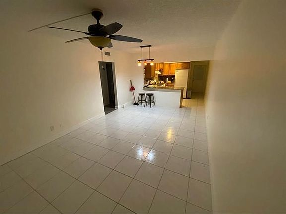 5th image of 3850 NE 21st Way APT 53