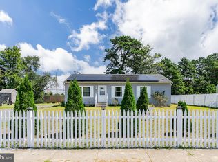 55 Lakeview Dr, Toms River, NJ 08757