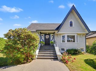 952 Grand Blvd, North Vancouver, BC V7L 3W8