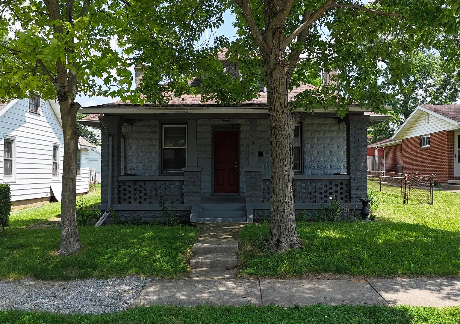 Move-In Ready Kettering Home — Photo 1