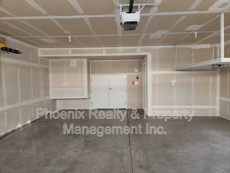 589 Gallegos Cir — Photo 23