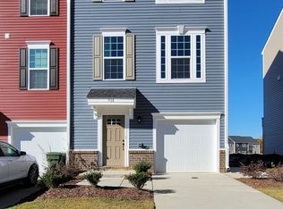 938 Arnold Place Dr #1, Fuquay Varina, NC 27526