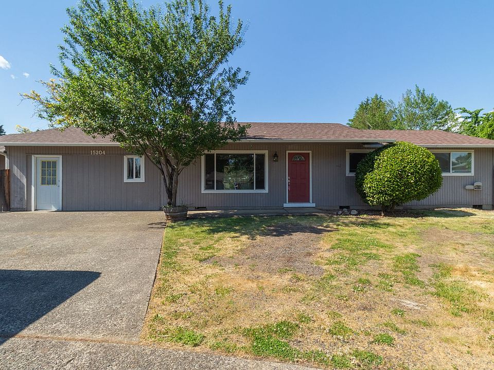 1st image of 15204 SE 2nd Cir