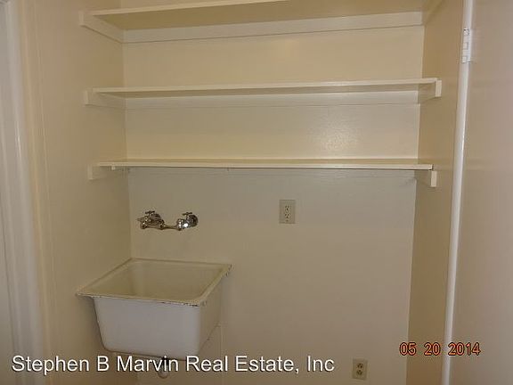 2nd image of 411 W Avenue J7