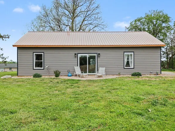 19184 L Dr N, Marshall, MI 49068
