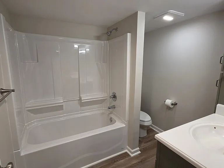 1220 Harmony Dr #C — Photo 9