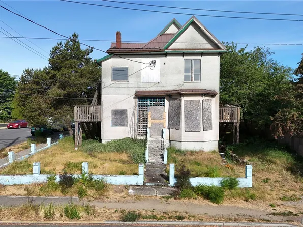 528 Hecate St, Nanaimo, BC V9R 4K2