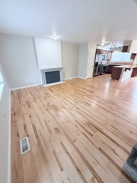 2 bed, 1100 sqft, $2,095 — Photo 4