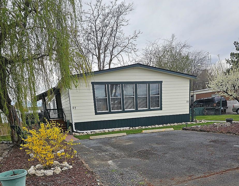1st image of 3121 W Wapato Dr