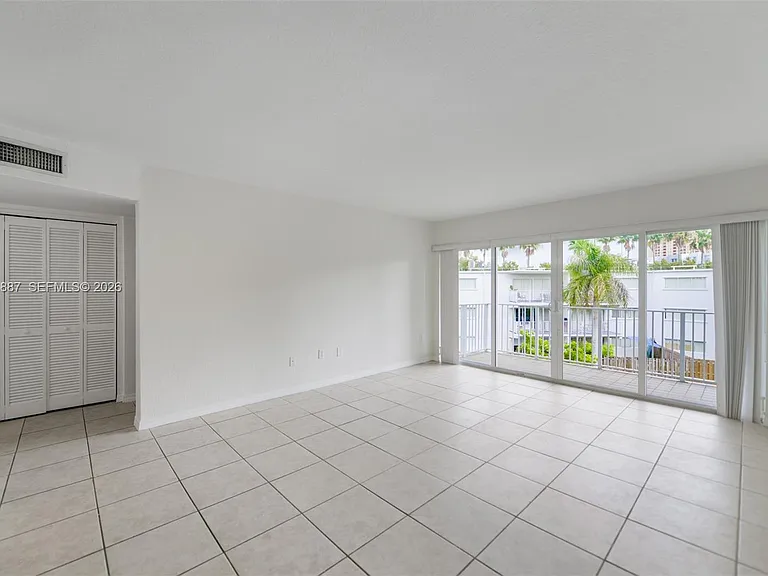 7737 SW 88th St #C312 — Photo 4
