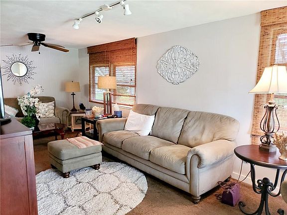 4th image of 805 Thrush Cir