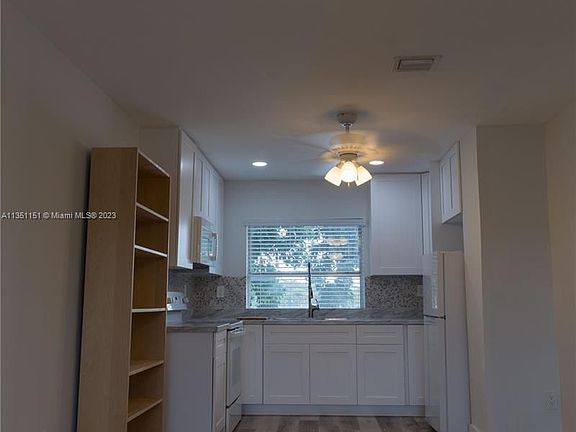 5th image of 11140 SW 70th Ter #11140