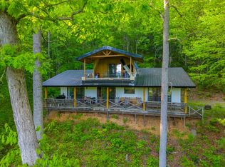 275 Mountain Laurel Dr, Franklin, NC 28734