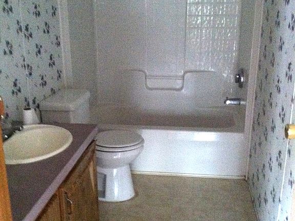 5th image of 6022 NE 78th Ln