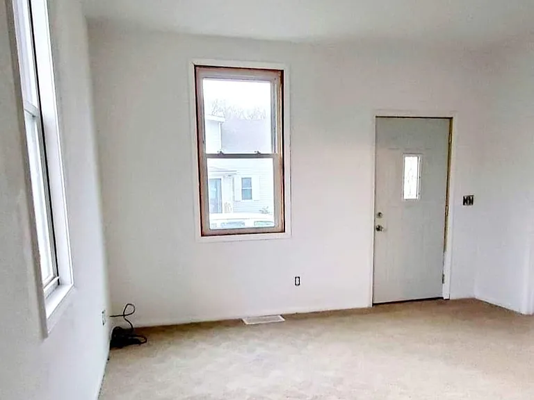 406 Saint Julian St — Photo 31