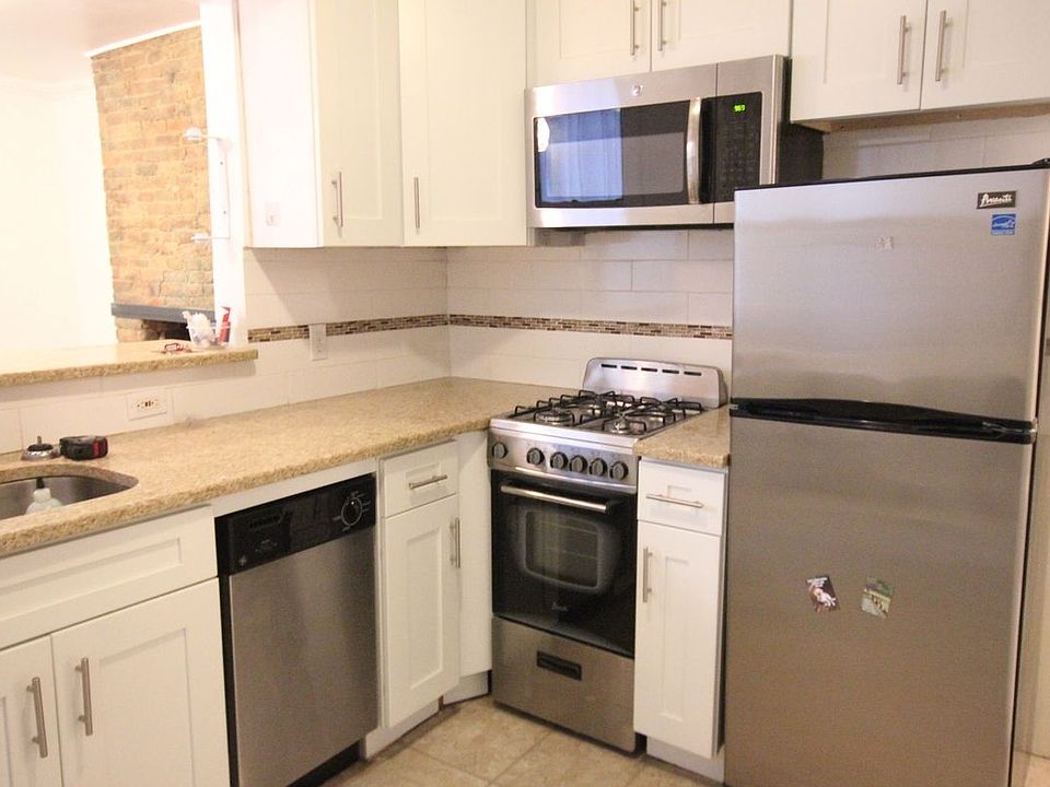 1st image of 143 Metropolitan Ave APT 1R