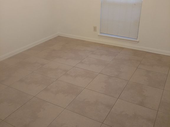 2nd image of 644 Roaming Road Dr