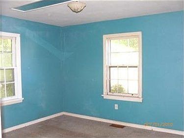 5th image of 582 Buffalo St