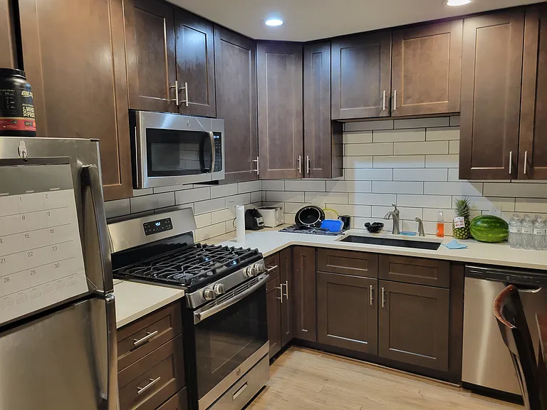 125 N 37th St #11 — Photo 2