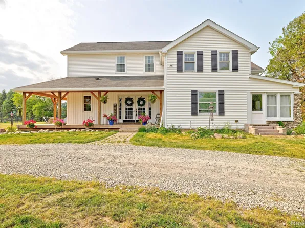 4876 Thomas Rd, Metamora, MI 48455