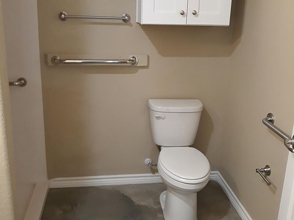 4th image of 200 S Bosque St #138