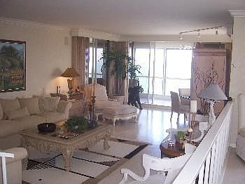 3rd image of 4301 Gulf Shore Blvd N APT 1800