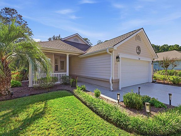 2nd image of 809 La Quinta Loop