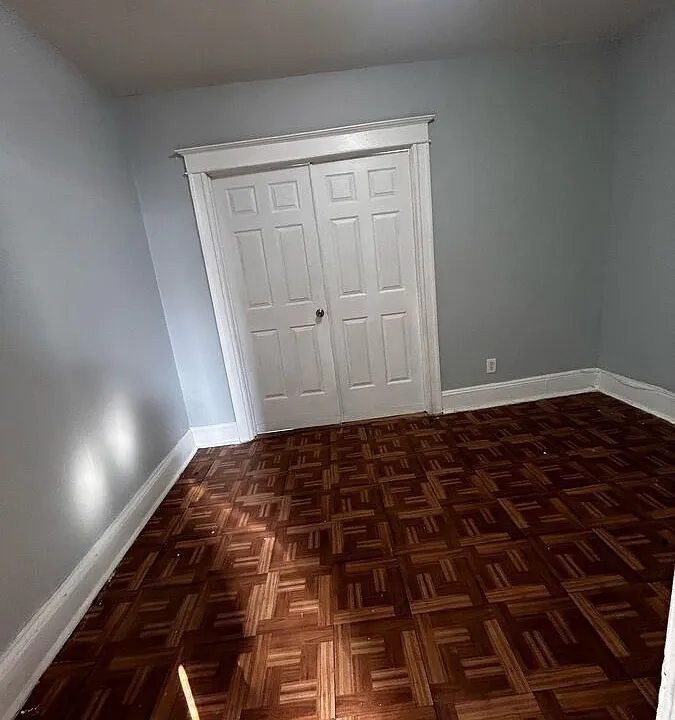 29 Ravine Ave #1