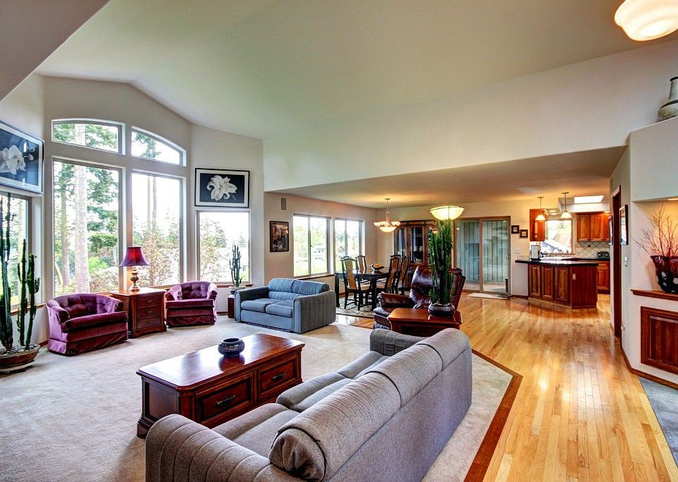 1st image of 224 Terrace Dr