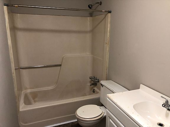 123 bathroom_08022022
