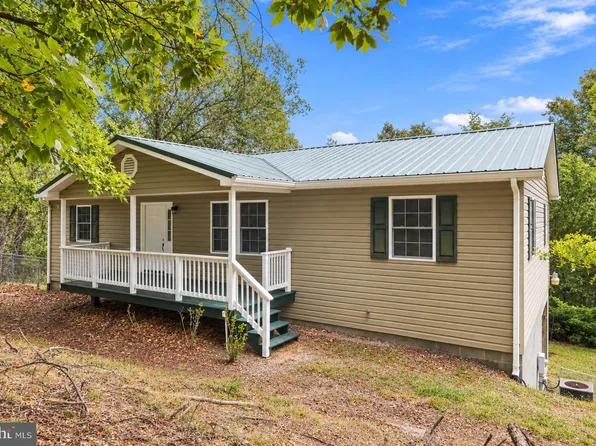 523 Pinepointe Dr, Keyser, WV 26726