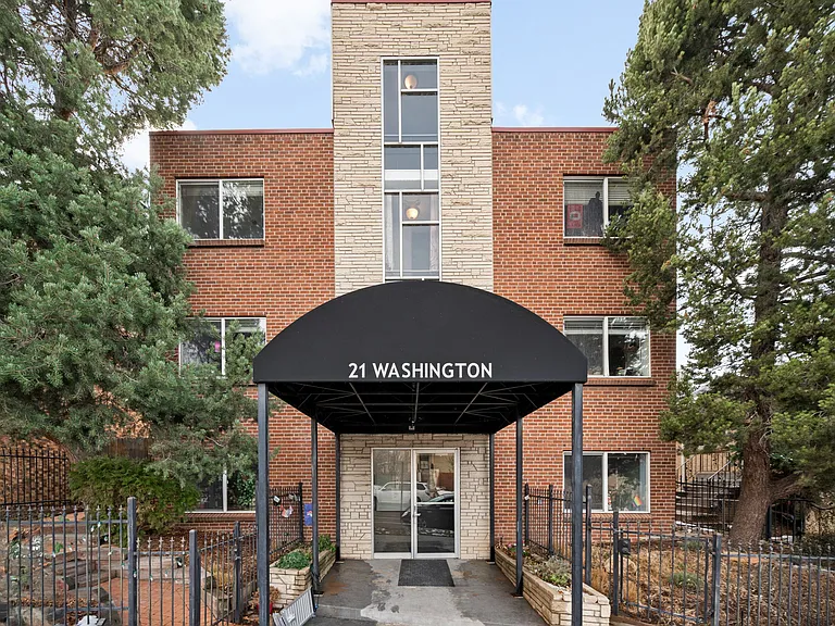 21 N Washington St #303 — Photo 25