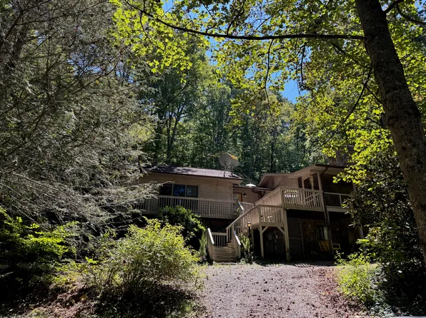 675 Crowe Rd, Murphy, NC 28906