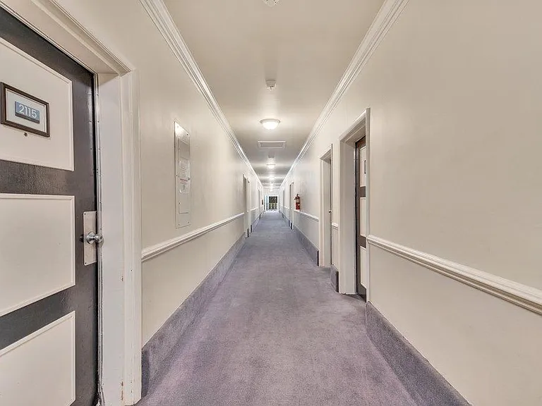 The Residences at Windsor — Photo 16