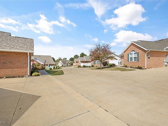 5th image of 2457 Barrington Way Unit 308