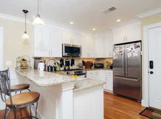 49 L St #1, Boston, MA 02127