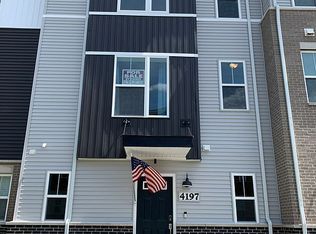 4197 Calder Ln, Aurora, IL 60504