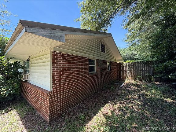 3rd image of 274 Parker Hills Dr