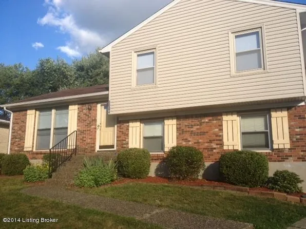 8004 Cloverport Ct, Louisville, KY 40228