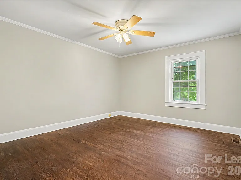 127 Cedar Dr NW — Photo 21