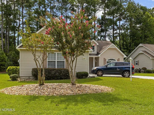 901 Meadowbrook S, Swansboro, NC 28584